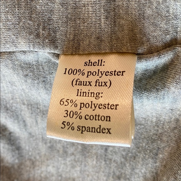 Euc, ladies cozy vest - Picture 3 of 9